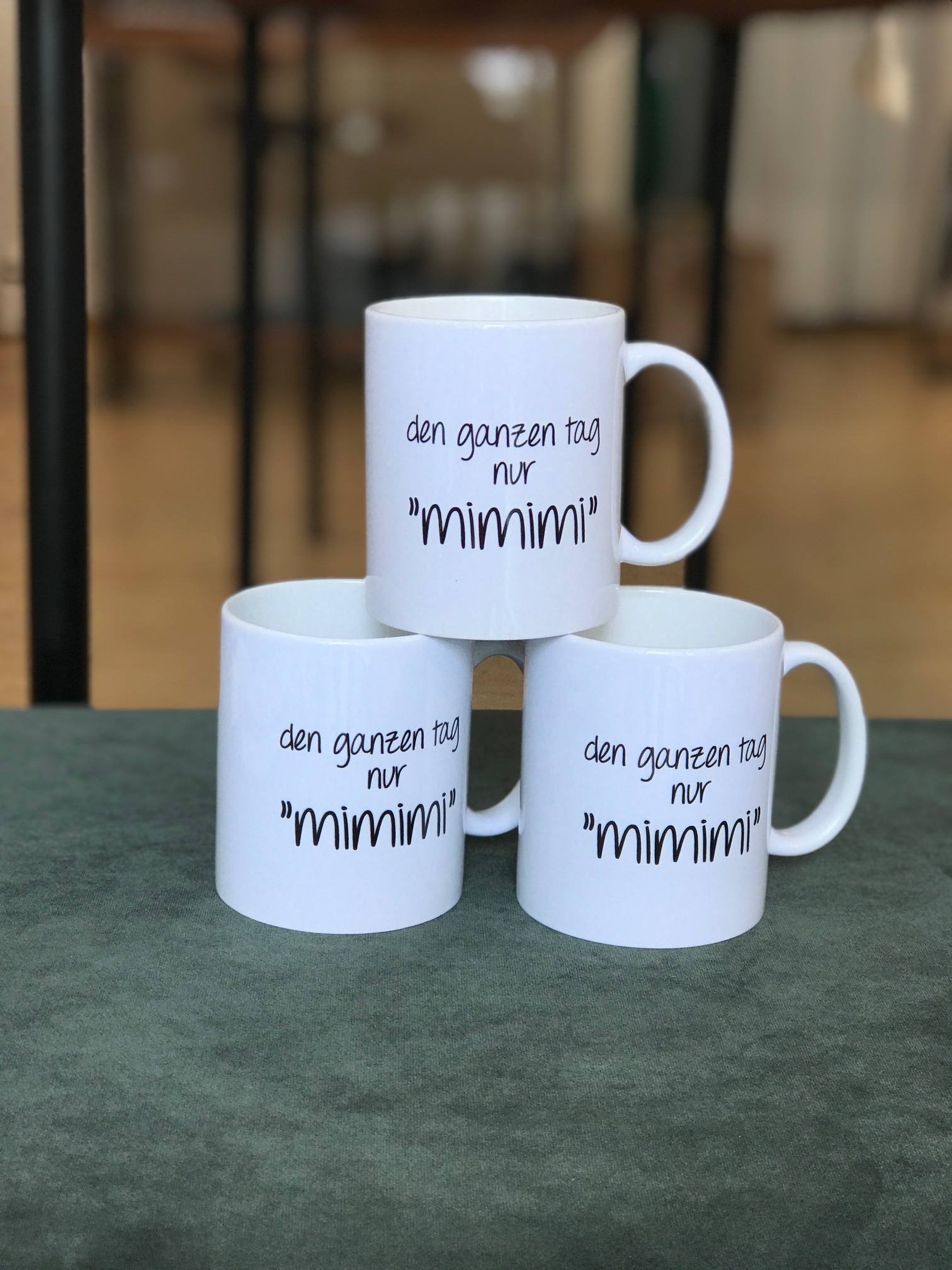 TASSE den ganzen Tag nur „mimimi“